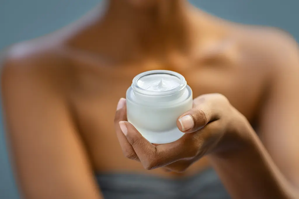 What Ingredients to Avoid in Whitening Skin Care Products