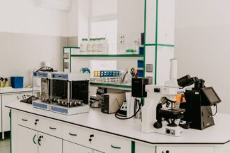 4 Things to Consider When Buying Laboratory Equipment In Australia